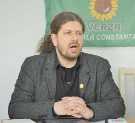 Cernea: Am transmis Comisiei de la Veneţia că noua Constituţie trebuie să garanteze laicitatea
